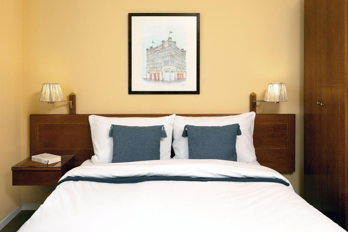 Hotel Regina -Garni Koeln Pokoj fotografie